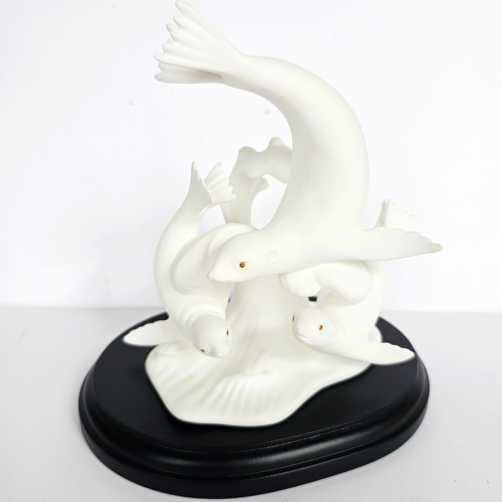 Vtg Lenox "Adventures of the Fur Seals" Fine Bone China Gold with‎ Base - 1557